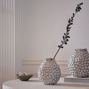 Anthropology honeycomb vases set! Beautiful white/cream and gold outline